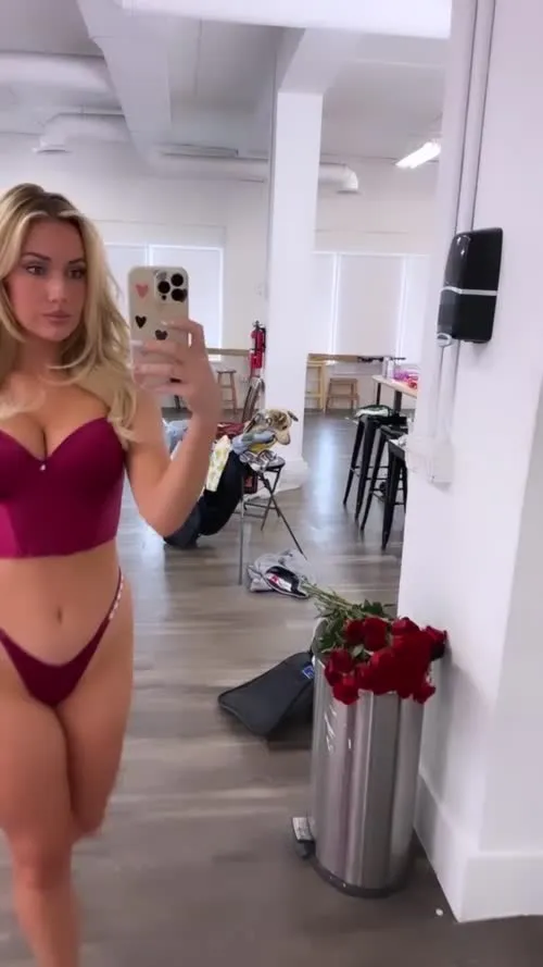 Paige Spiranac - Video