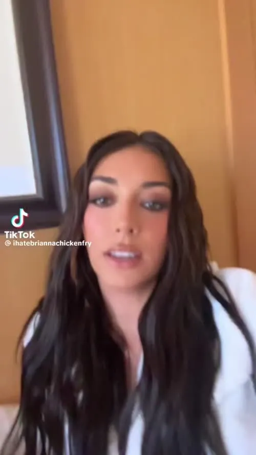 Brianna LaPaglia - Video