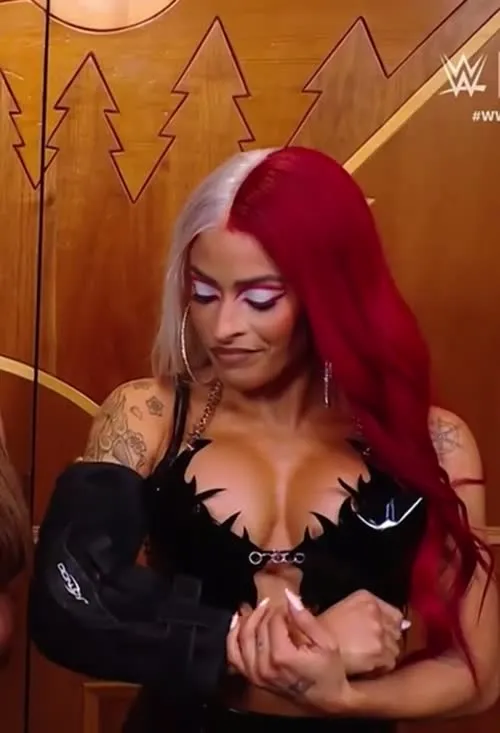 Zelina Vega // Thea Trinidad - Video