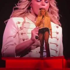 Renee Rapp - Video