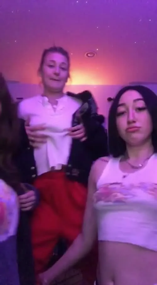 Noah Cyrus - Video #156911