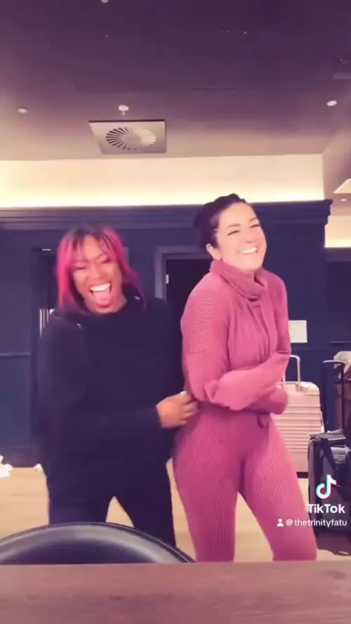 WWE Bayley / Davina Rose / Pamela Rose Martinez - Video #393406