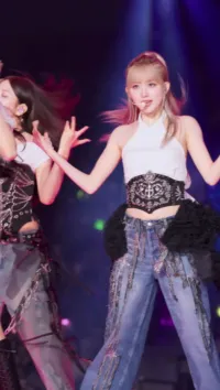 Jang Won-young / 장원영 WONYOUNG - 250726 아이브 장원영 IVE WONYOUNG - Rebel heart + attitude 직캠 fancam @2025 가요대전： Summer