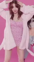 Hirai Momo | TWICE - 260110 - Momo1