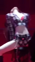 Shuhua (Yeh Shuhua) (G)-IDLE) [i-dle] - 260221 i-dle - Red redemption - Chomifap-2