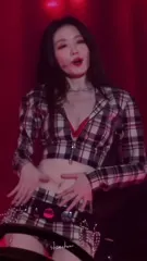 Shuhua (Yeh Shuhua) (G)-IDLE) [i-dle] - 260221 i-dle - Red redemption - Chomifap-4