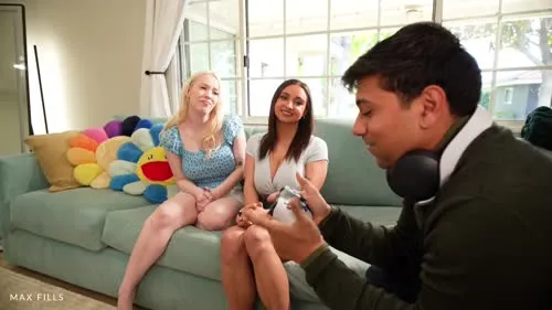 GGummii | Gigi Sweets - My step-sister and her friend asked me to shoot them naked (260417)