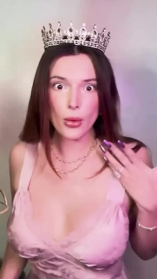 Bella Thorne - Video #418922