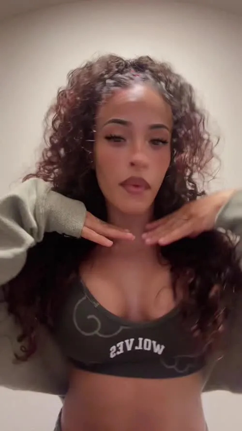 Zelina Vega // Thea Trinidad - Video #372020