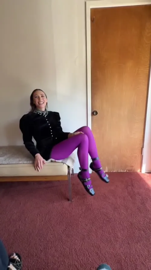 Elizabeth Olsen - Video