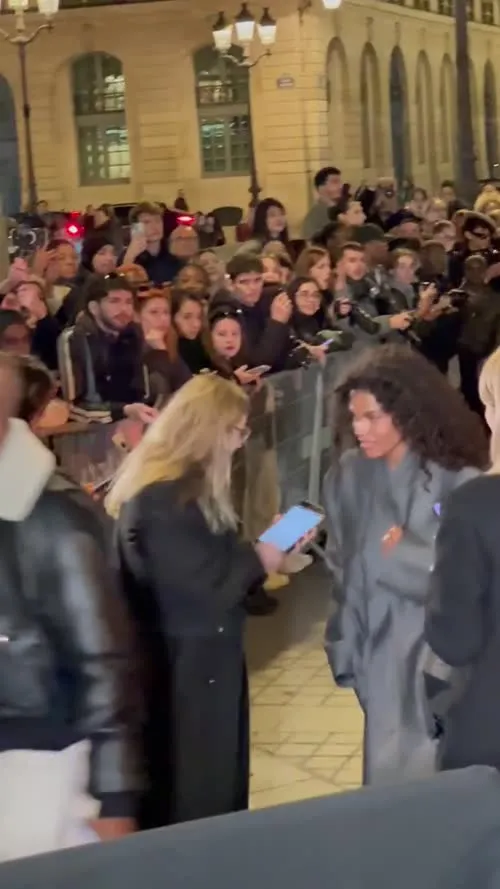 Paola Locatelli - Video #131673