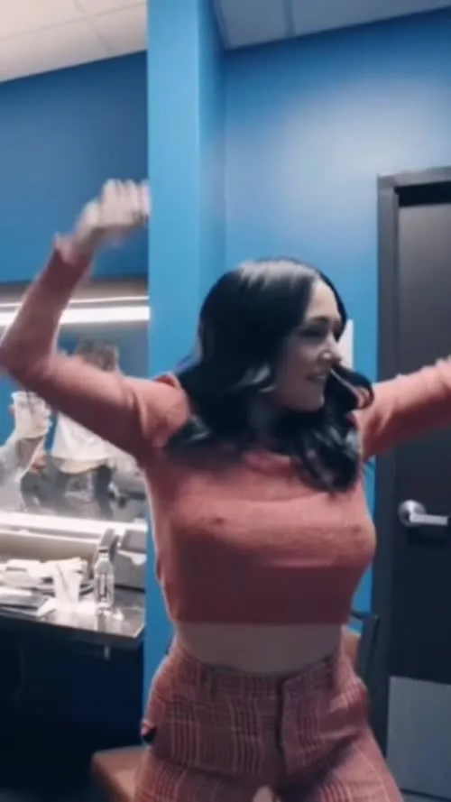 The Bella Twins: Nikki Bella & Brie Bella | Garcia Twins - Video