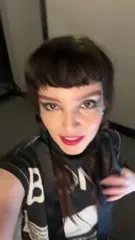 Lauren Mayberry (Singer) - Video