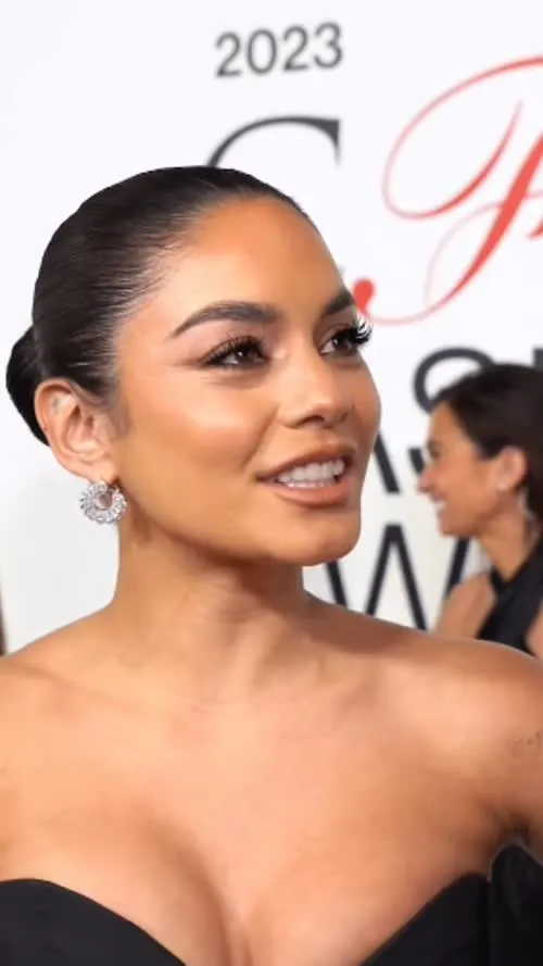 Vanessa Hudgens - Video