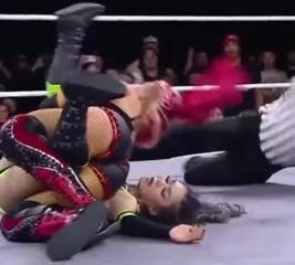 WWE Zaria - Video