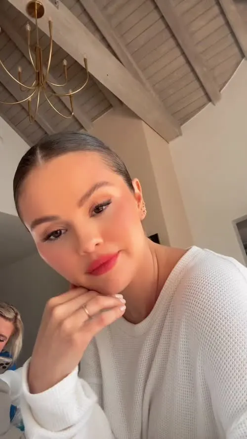 Selena Gomez - Video #319723