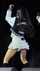 Cho Mi-yeon (Miyeon) - i-dle [(G)I-dle] - Video #259855