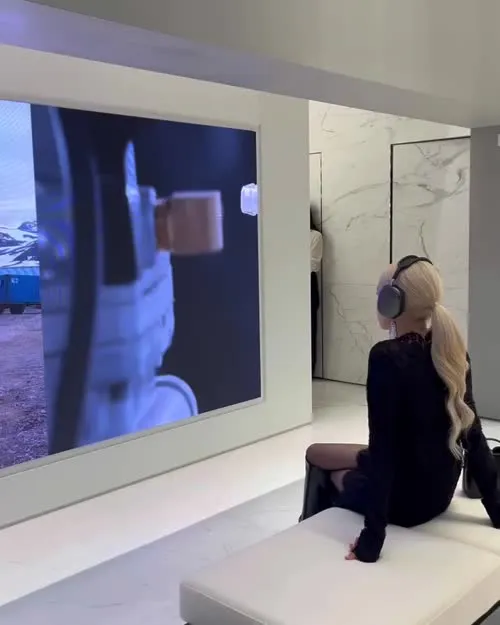 Rosé || Roseanne Park - BLΛƆKPIИK ( BLACKPINK ) - Video