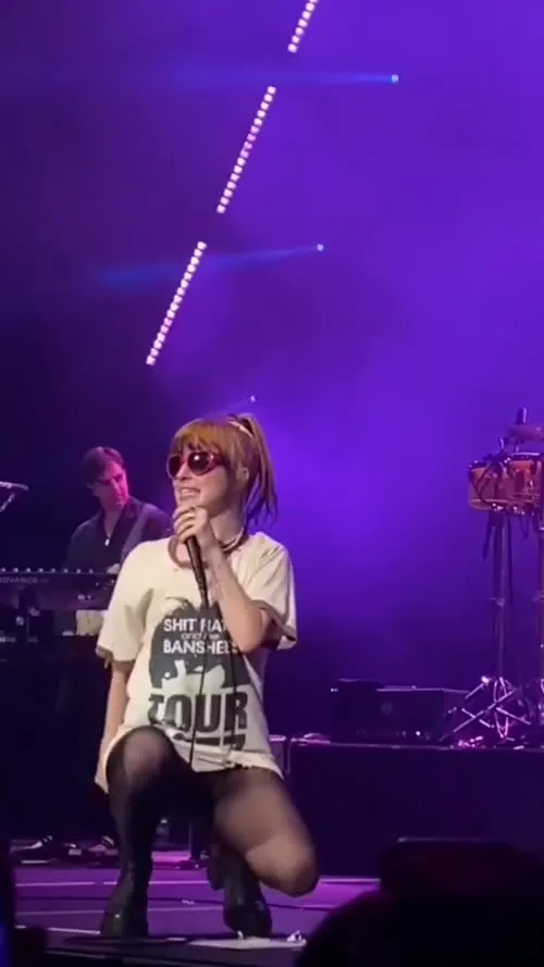 Hayley Williams - Video