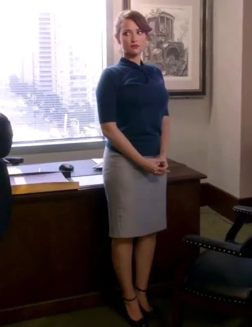 Milana Vayntrub - Video