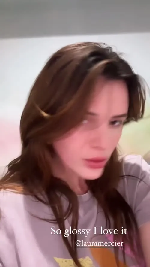 Bella Thorne - Video #408993