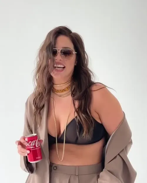Ashley Graham - Video #151824
