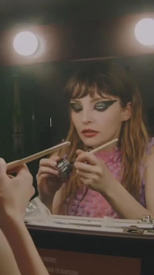 Lauren Mayberry (Singer) - Video #138464