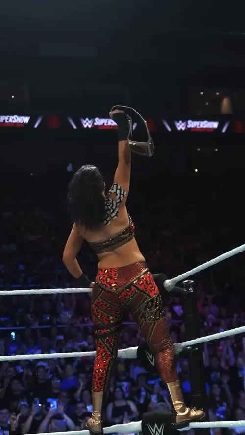 WWE Bayley / Davina Rose / Pamela Rose Martinez - Video #375623