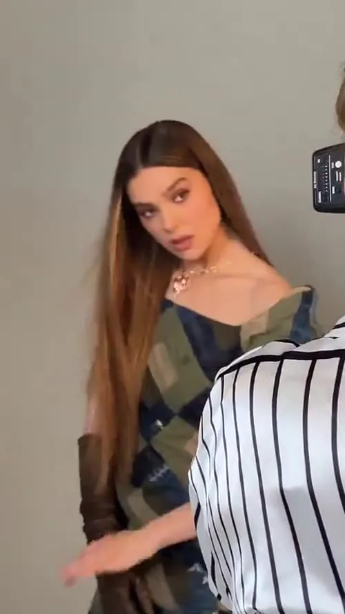 Hailee Steinfeld - Video #312456