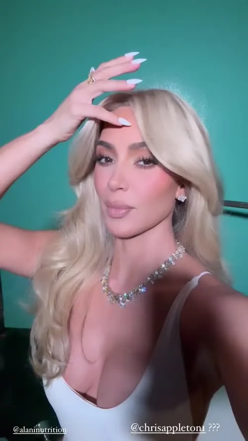 Kim Kardashian - Video #274633