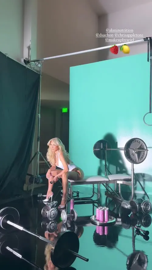 Kim Kardashian - Video #274632