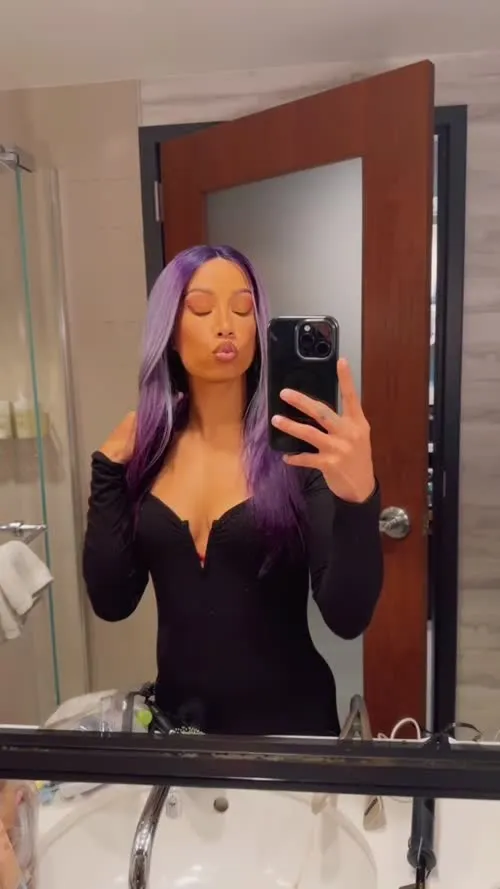 WWE/AEW Sasha Banks | Mercedes Moné - Video
