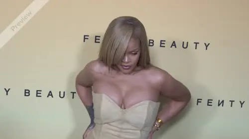 Rihanna - Video