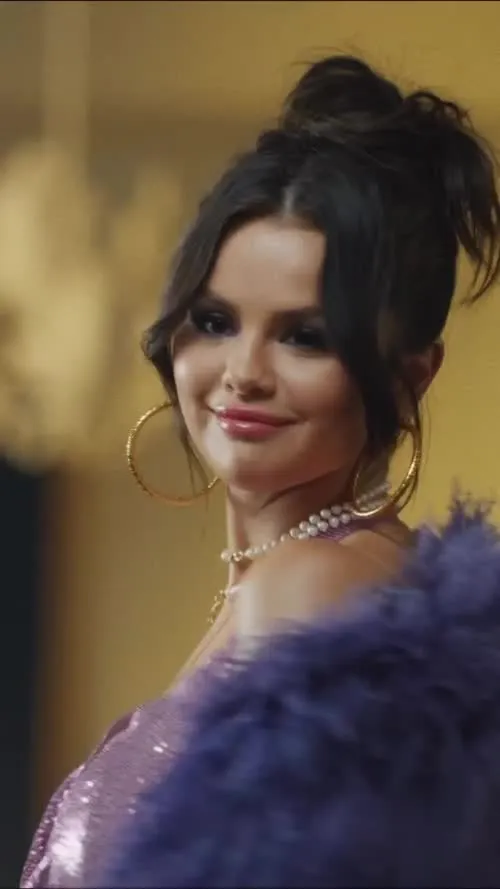 Selena Gomez - Video #330472