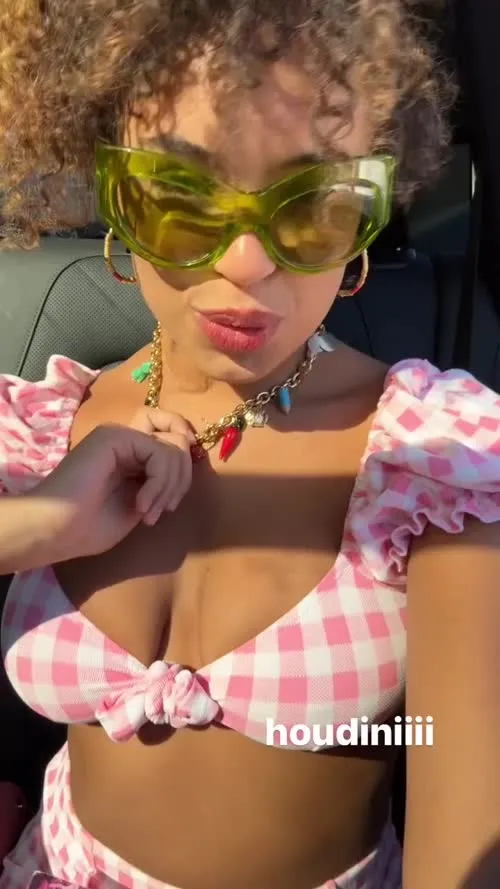 Paola Locatelli - Video #120994