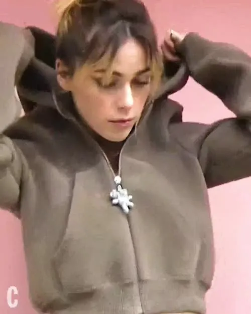 Kiernan Shipka - Video