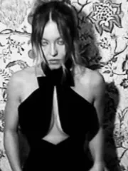 Sydney Sweeney - Video