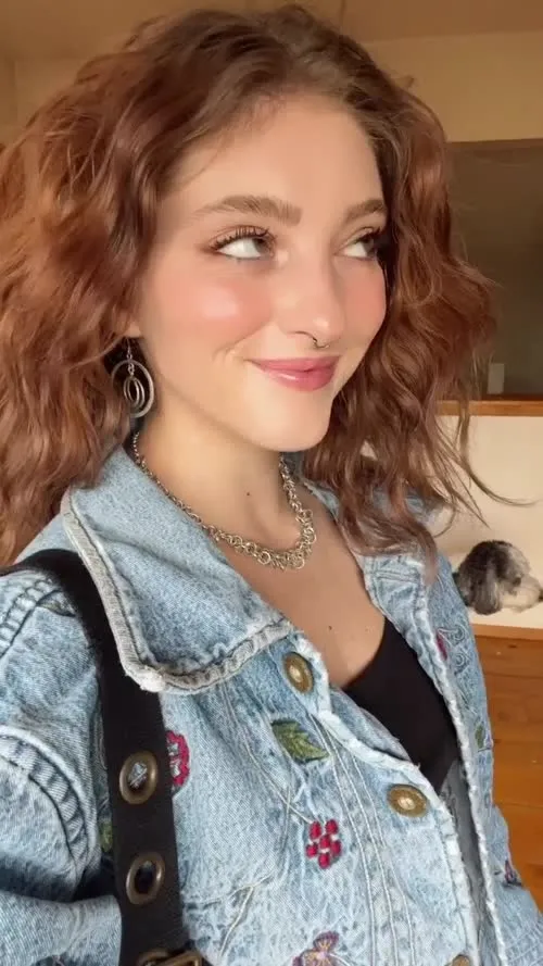 Willow shields - Video #181094