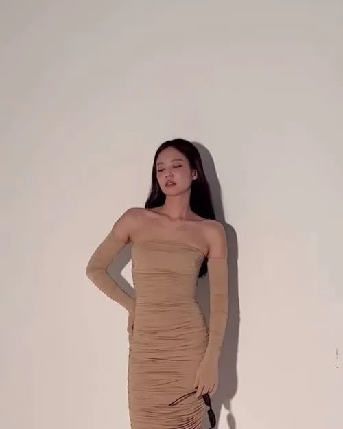 Jennie | BLΛƆKPIИK (Blackpink) - Video