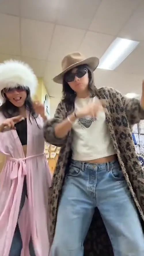 Xochitl Gomez - Video #217217