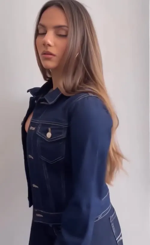 Dafne Keen - Video #177344
