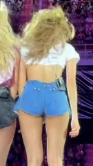 Lisa | BLΛƆKPIИK (Blackpink) - Video