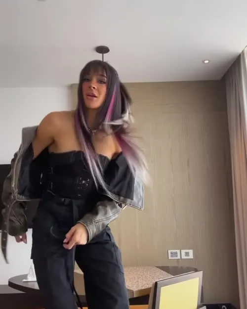 Dakota Kai - Video