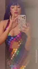 Elizabeth Gillies - Video