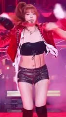 Hong Eunchae 홍은채 | LESSERAFIM - Video