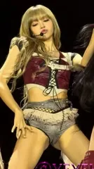 Lisa | BLΛƆKPIИK (Blackpink) - Video