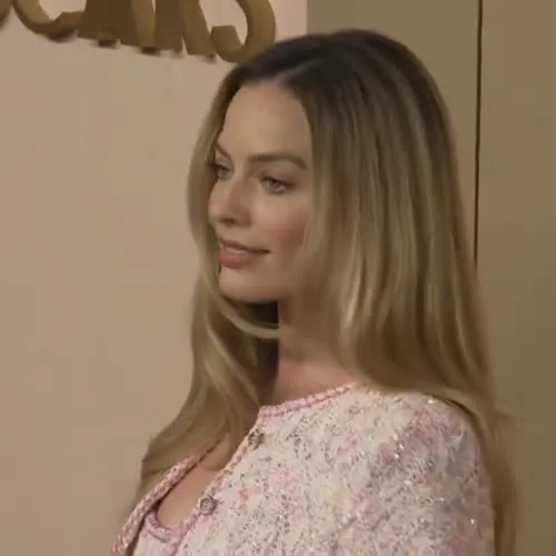 Margot Robbie - Video