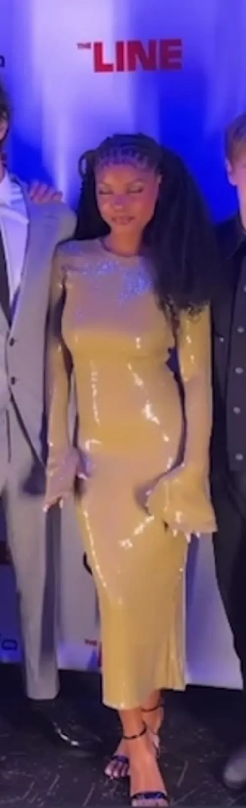 Halle Bailey - Video