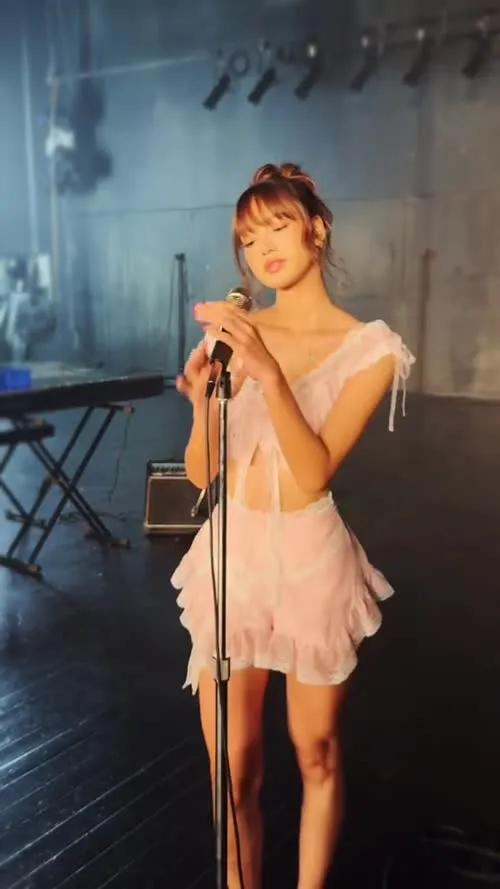 Lisa | BLΛƆKPIИK (Blackpink) - Video