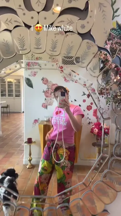 Bella Thorne - Video